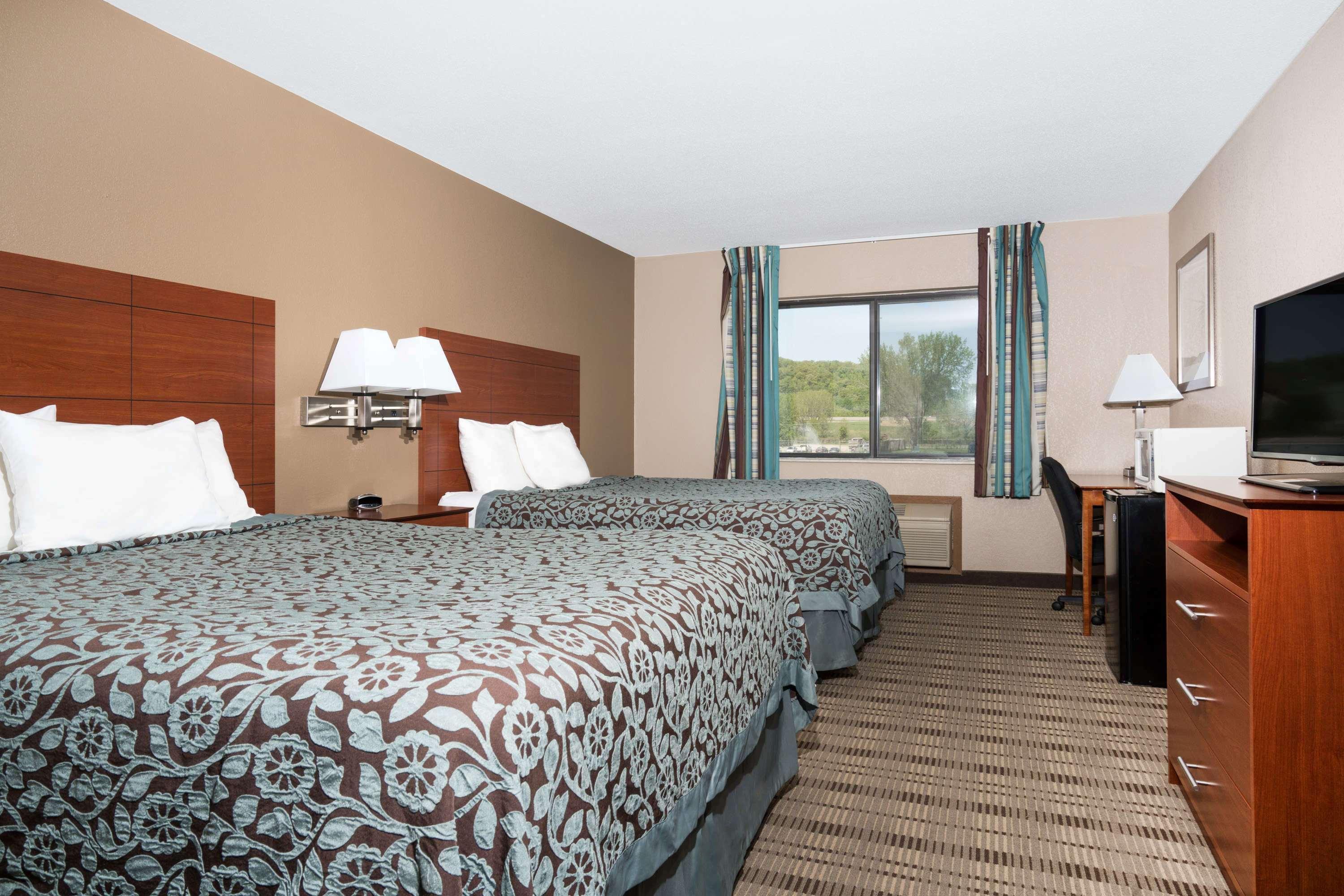 Days Inn By Wyndham Mankato Esterno foto