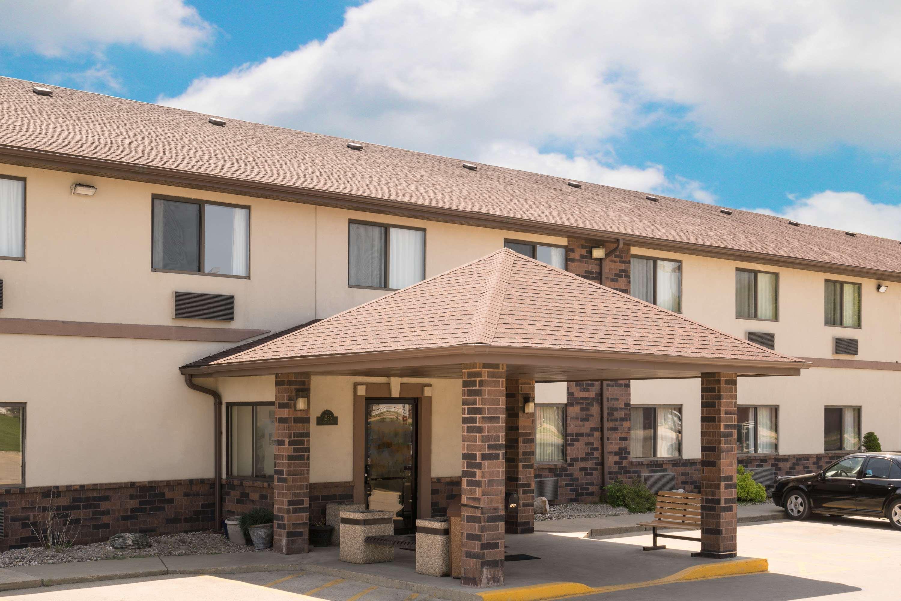 Days Inn By Wyndham Mankato Esterno foto